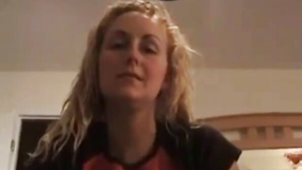 ກຸ່ມ Steamy Banging ກັບສອງ Busty Vixens