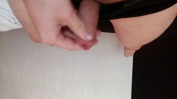 Rose Monroe ມັກຫມູ່ຂອງຜົວຂອງນາງ